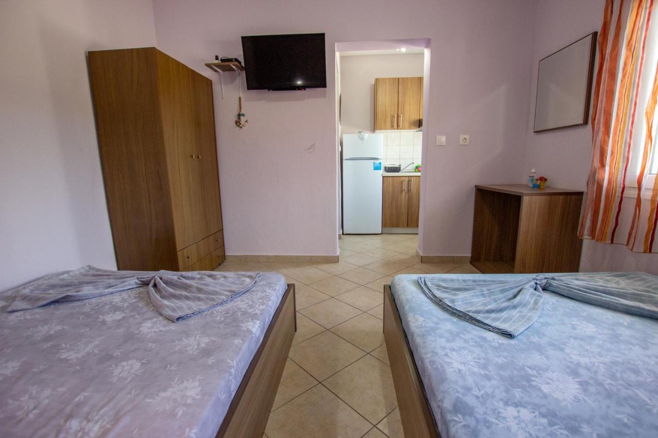 Vordos Rooms Nea Vrasna Ngoại thất bức ảnh