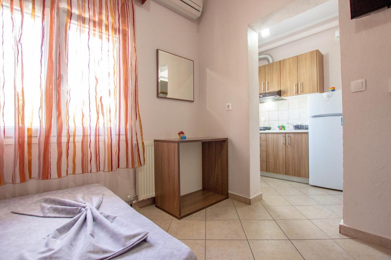 Vordos Rooms Nea Vrasna Ngoại thất bức ảnh