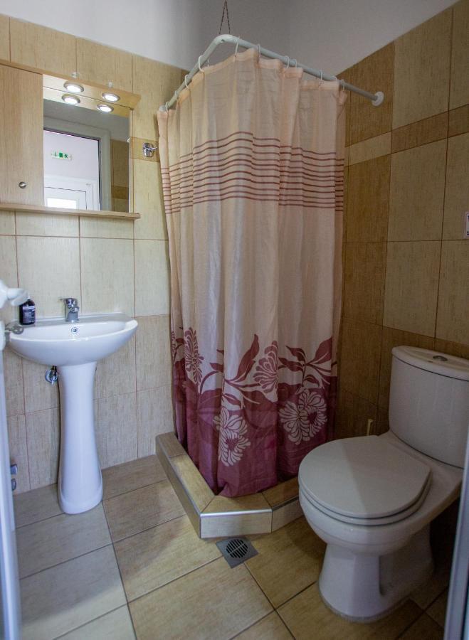 Vordos Rooms Nea Vrasna Ngoại thất bức ảnh